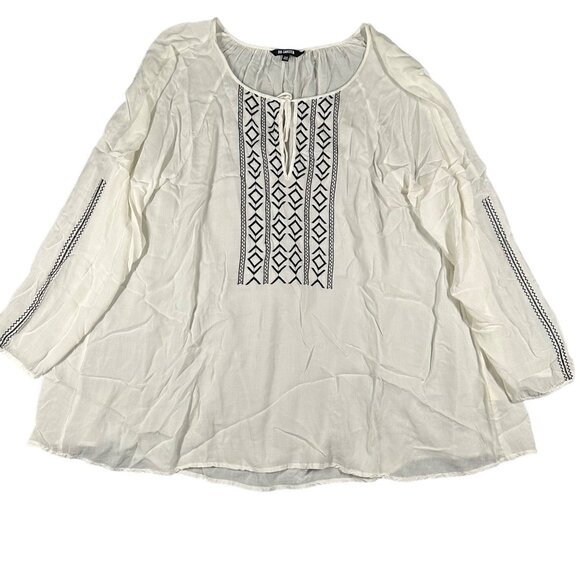 BB Dakota Tops - BB Dakota Womens 2X White Black Geometric V-Neck Tassel Tunic Rayon Blouse